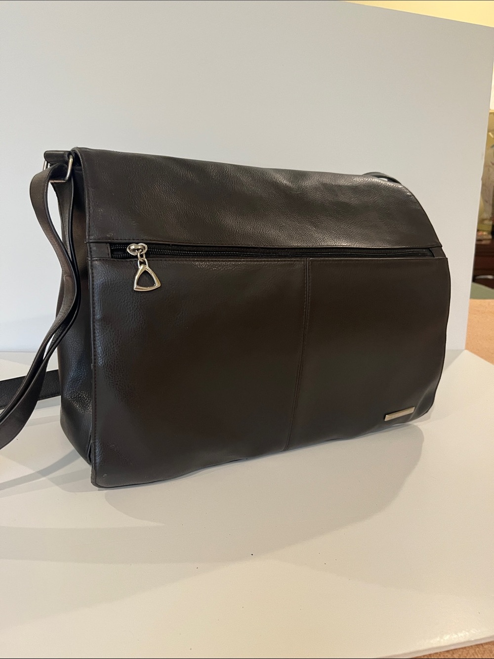 Liz Claiborne Chocolate Brown Computer Bag with Adjustable Shoulder Strap